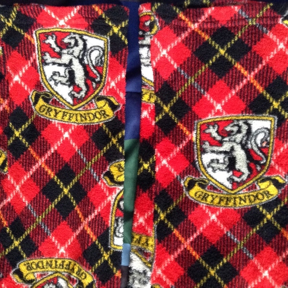 Harry Potter Gryffindor Pajama Pants - Picture 4 of 6